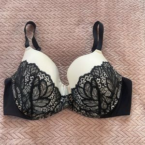 Lace padded bra